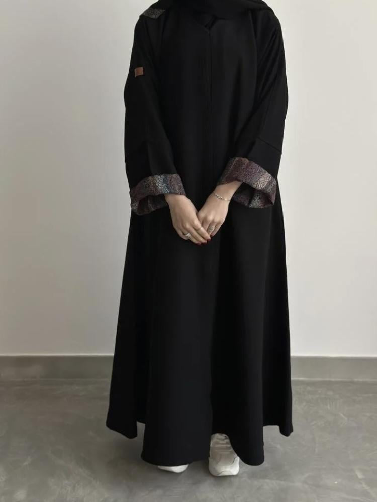 العبايه الفراشه 🦋